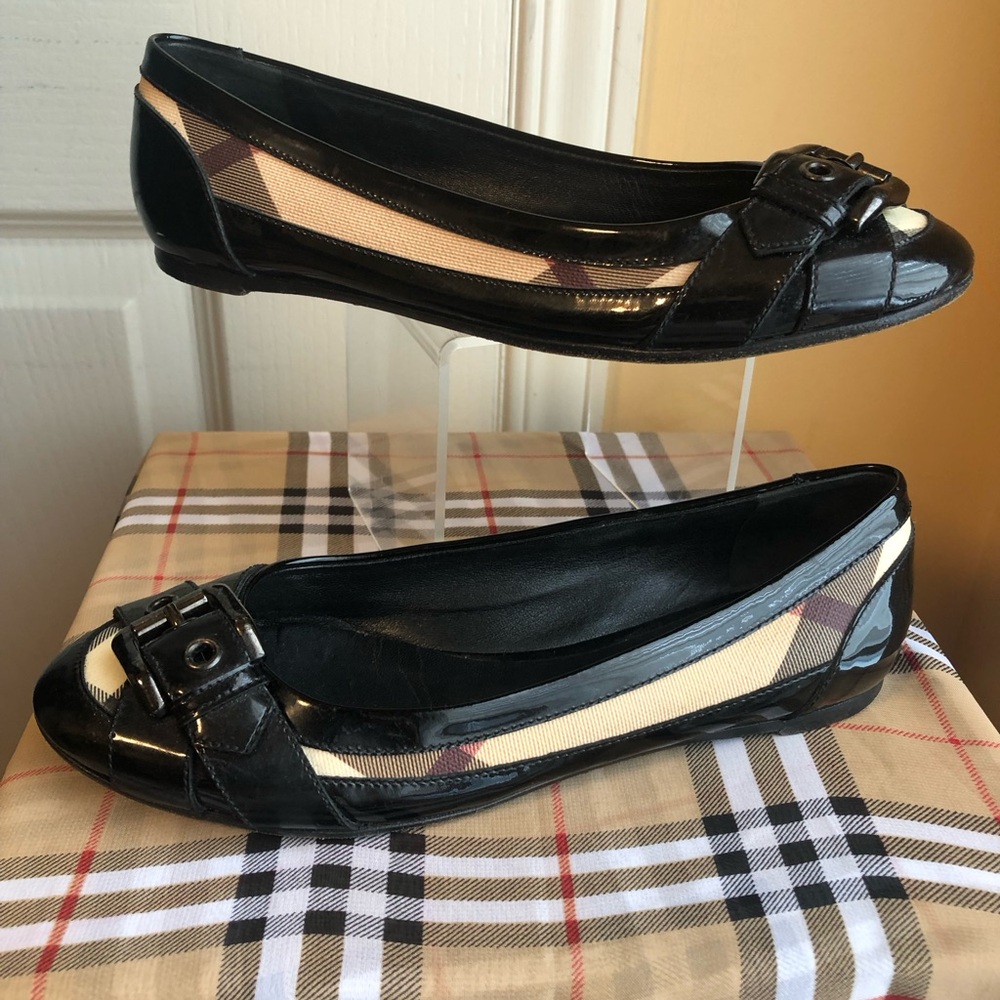 Burberry Black Patent Leather & Nova Check Ballet Flats